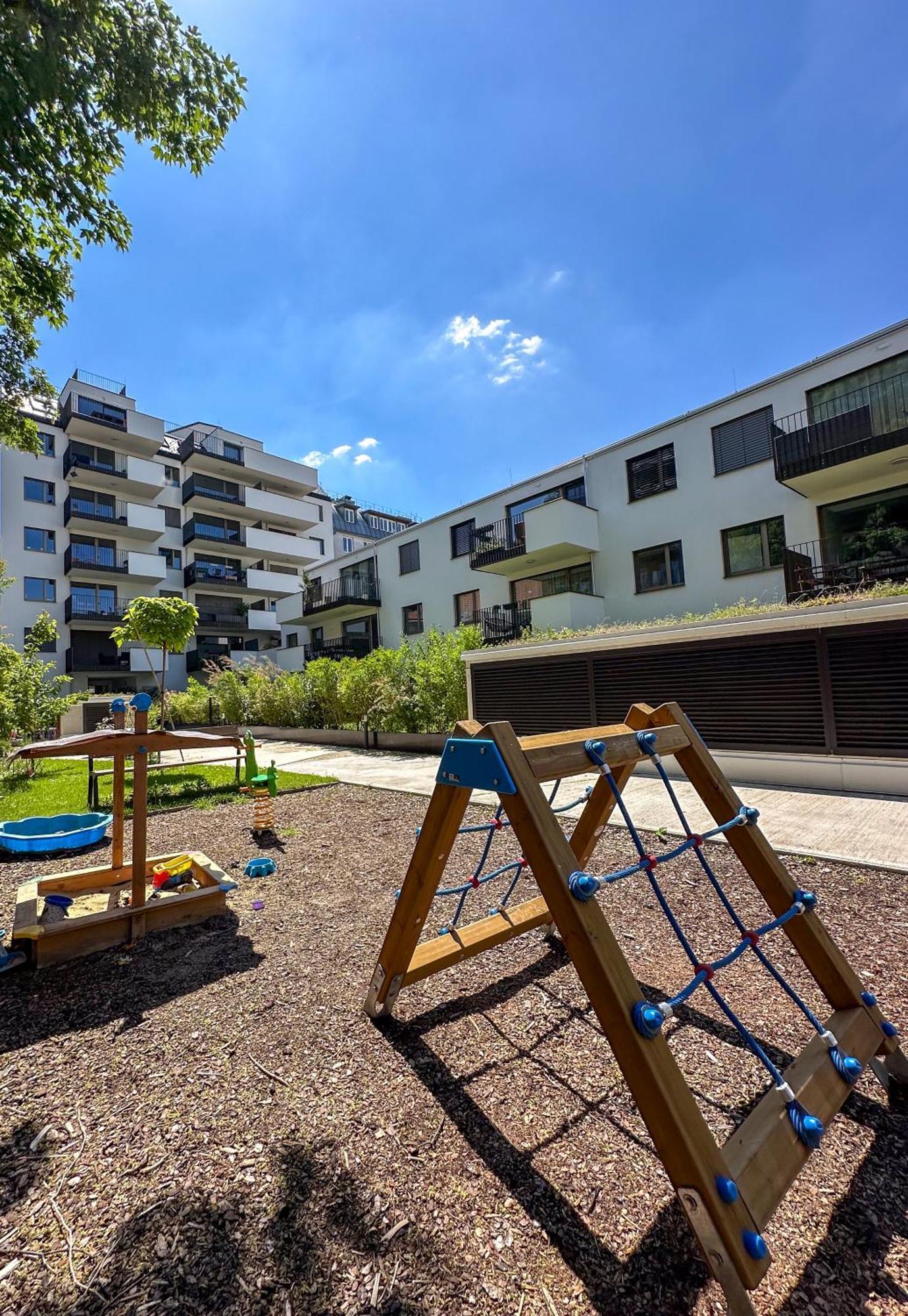 Vienna Sunny Side Up Apartments Екстериор снимка