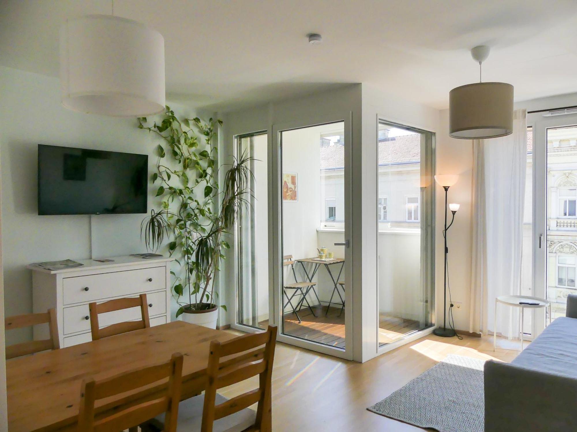 Vienna Sunny Side Up Apartments Екстериор снимка
