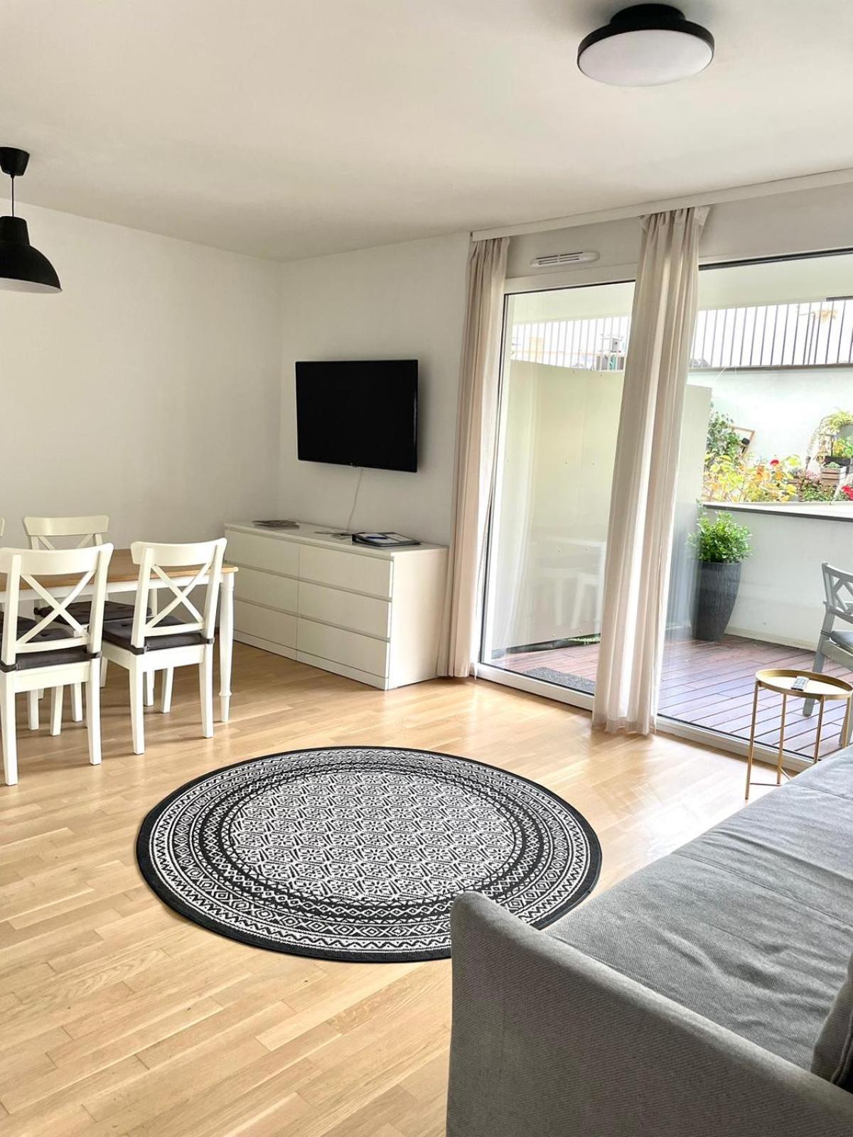 Vienna Sunny Side Up Apartments Екстериор снимка